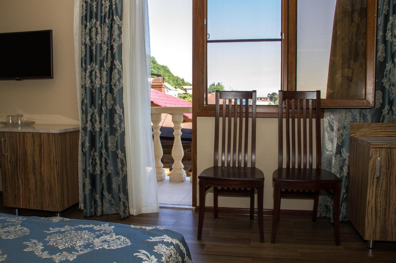 Hotel San Arda Gagry Zewnętrze zdjęcie