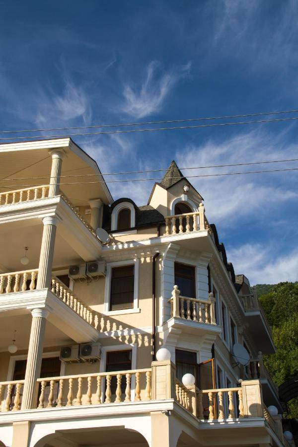 Hotel San Arda Gagry Zewnętrze zdjęcie