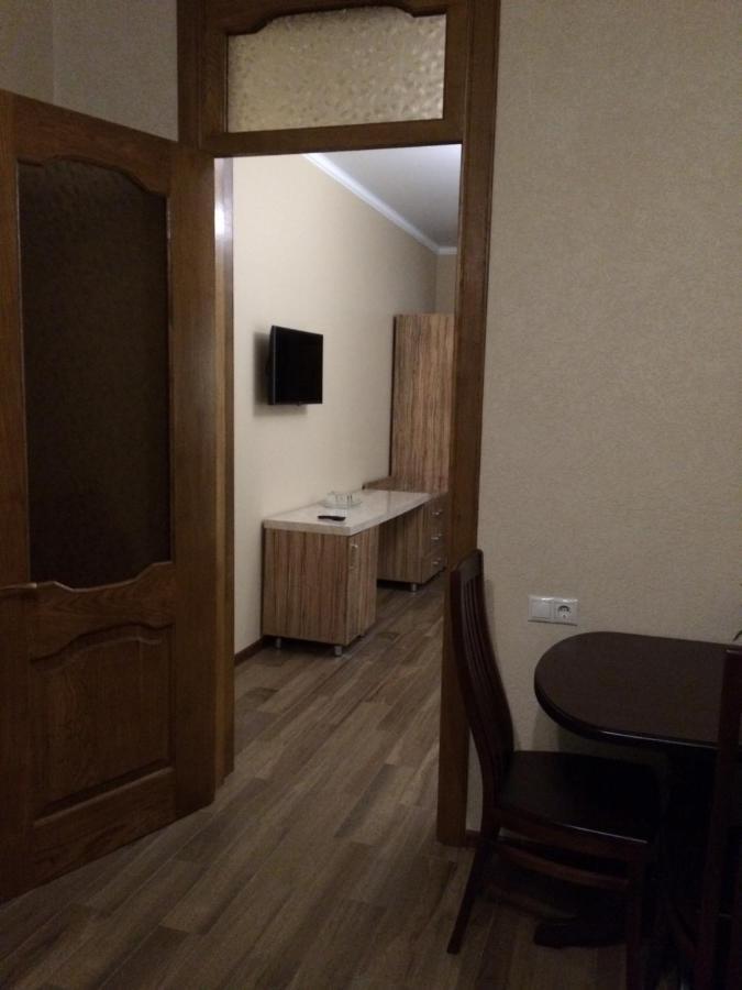 Hotel San Arda Gagry Zewnętrze zdjęcie