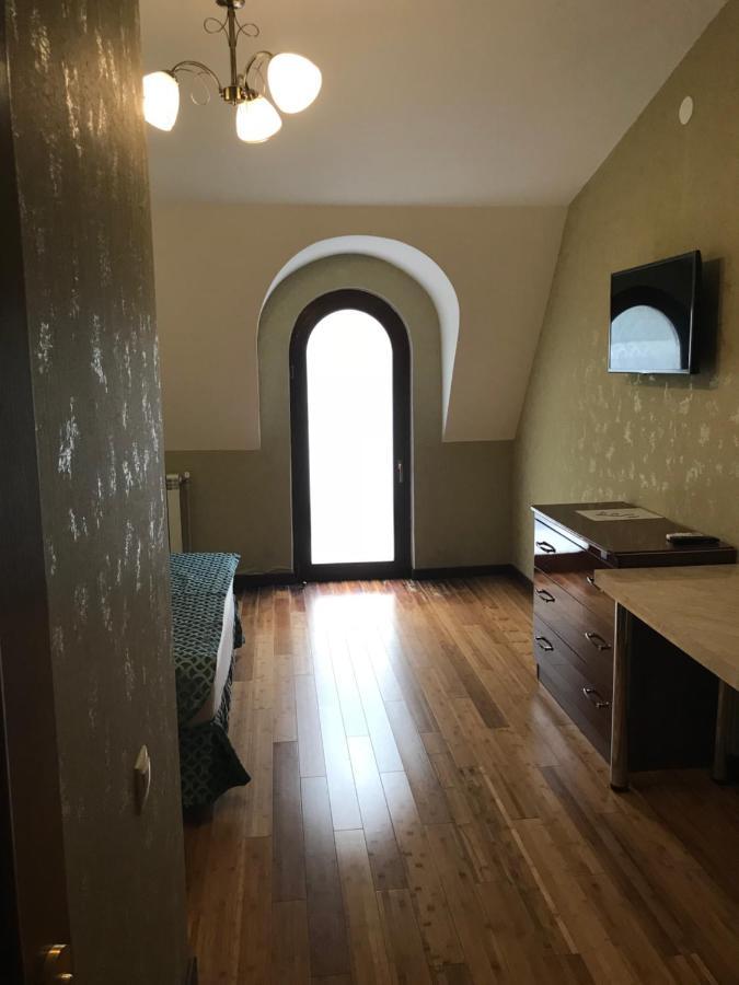 Hotel San Arda Gagry Zewnętrze zdjęcie